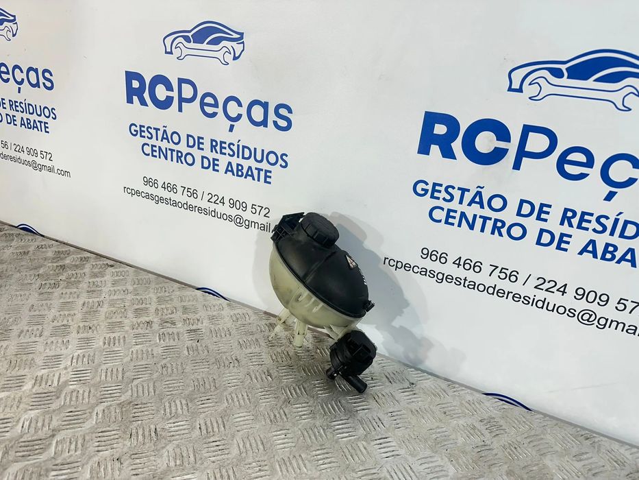 Reservatório Deposito Anticongelante Agua Motor Original Mercedes