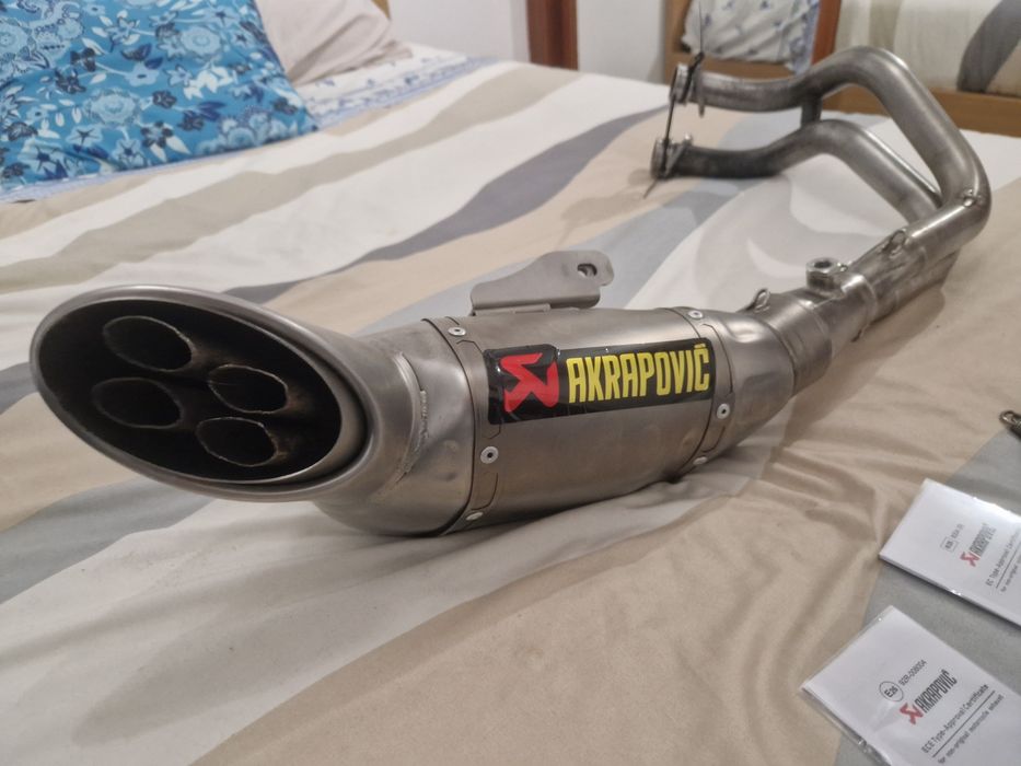 Escape Akrapovic Titanium Yamaha MT07 Tracer 07 XSR 700 R7