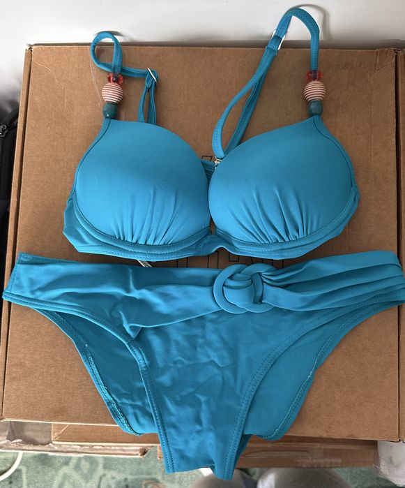 Віддам безкоштовно купальник розмір хс