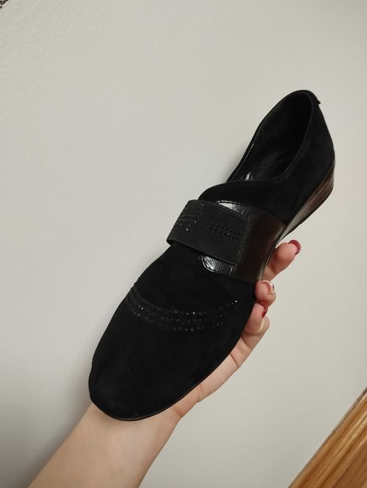 Продаю туфлі без каблука!