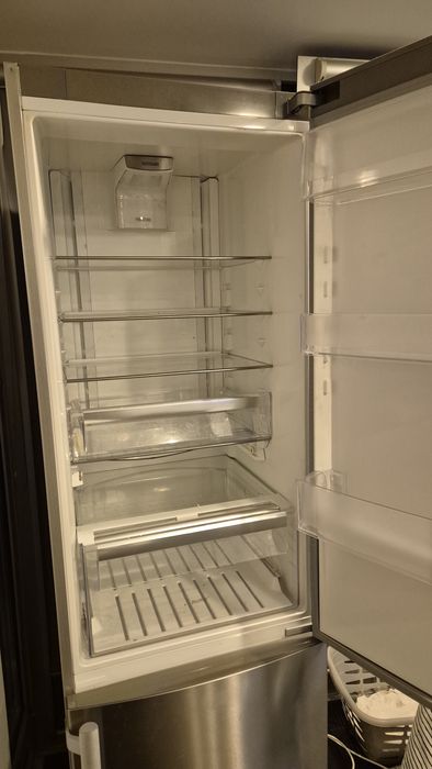 Frigorífico Combinado Electrolux 400L