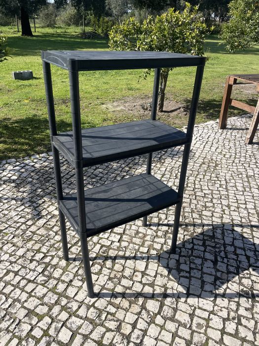 Prateleira em plastico (também tenho outras)
