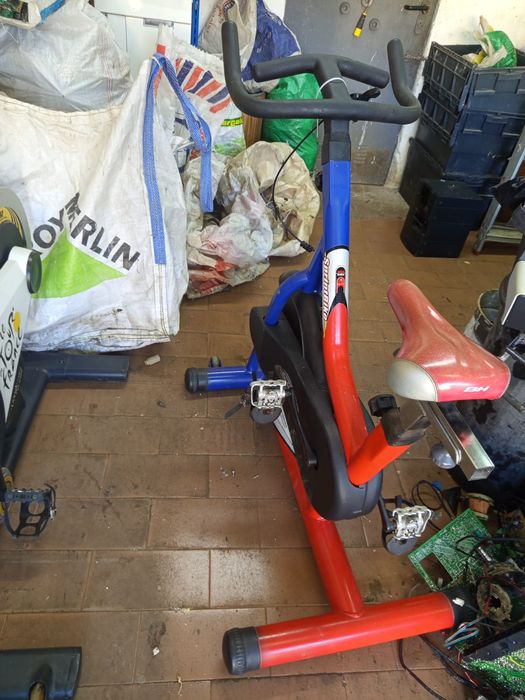 Exercise Bicycles64173092998785124