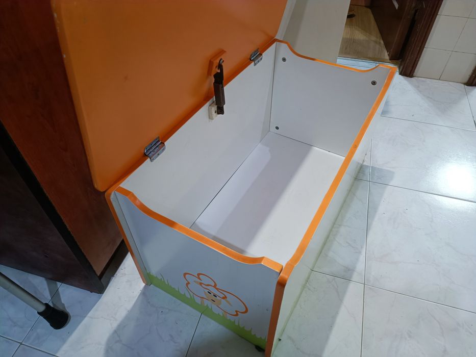 Movel Baú + Estante Infantil Moviflor (Linha Curly) – Ótimo Estado