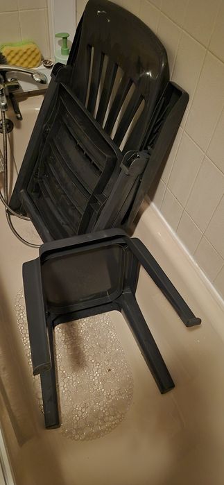 2 Cadeiras jardim com mesa apoio