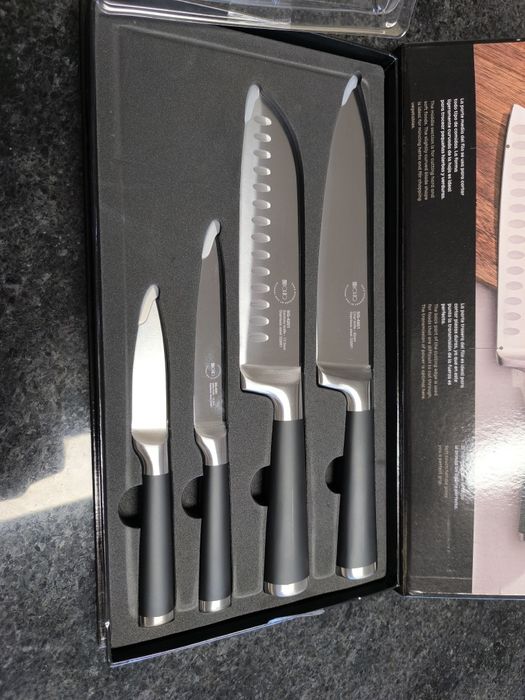 Conjunto 4 facas aço inox San Ignacio novas