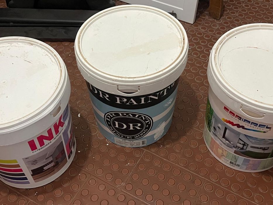 Baldes Tinta Branca 15L (Novos / Selados) - resto de obra