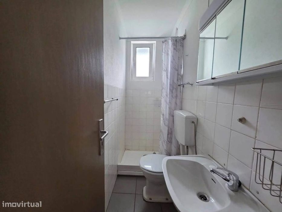 Moradia T2 Térrea em Canas de Santa Maria