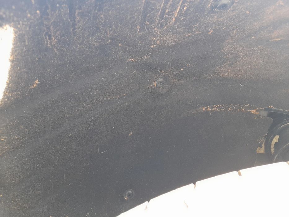 Cava roda frente esquerda FORD Puma (J2K, CF7)