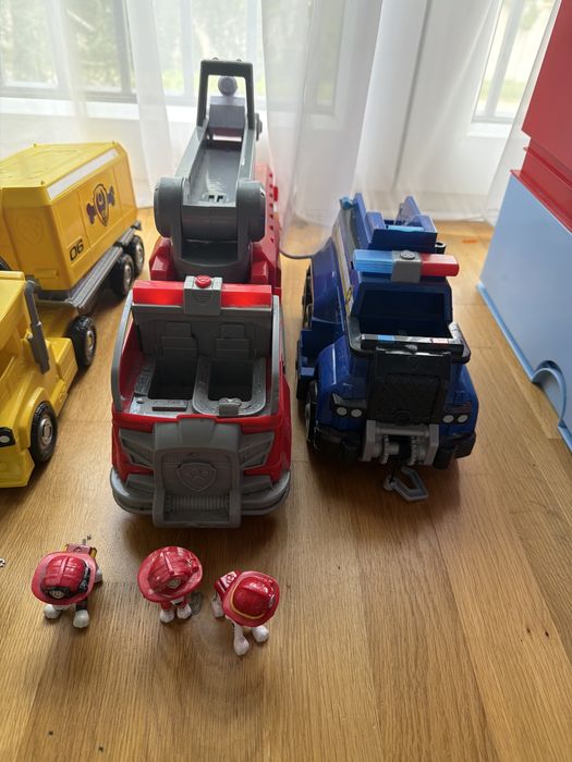 Zestaw zabawek aut Psi patrol