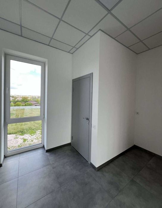 Здається комерційне приміщення на вул. Юзвинська