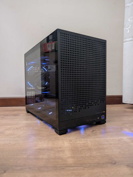 PC Gaming RTX 5070 Ti + Ryzen 7 9800X3D (DLSS 4 / 1TB NVMe / ARGB)