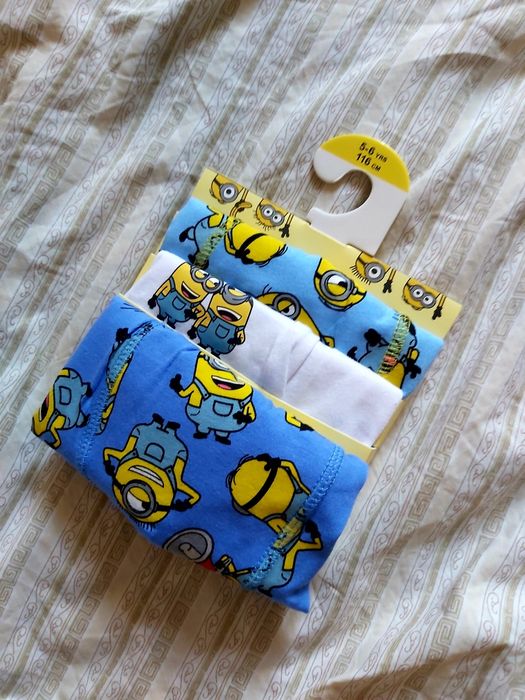 Bokserki dla chłopca w Minionki roz 116 primark 3 pack