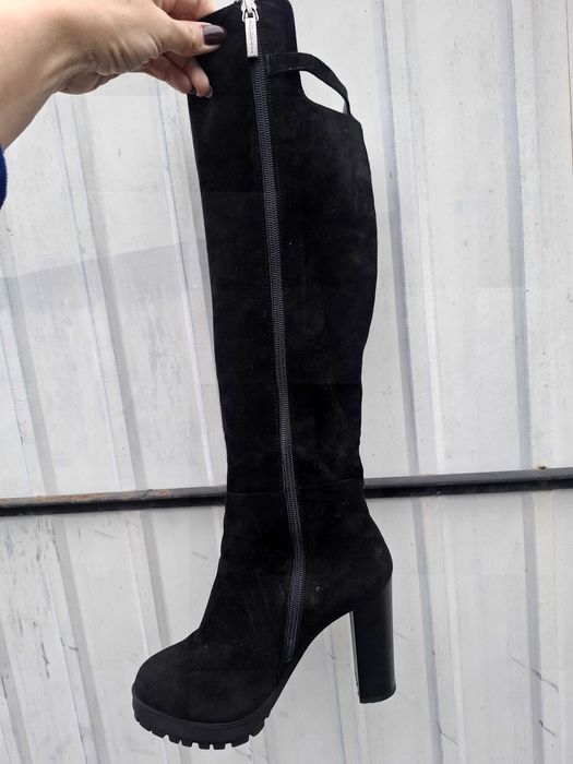Жіночі замшеві ботфорти,високий каблук,38р.