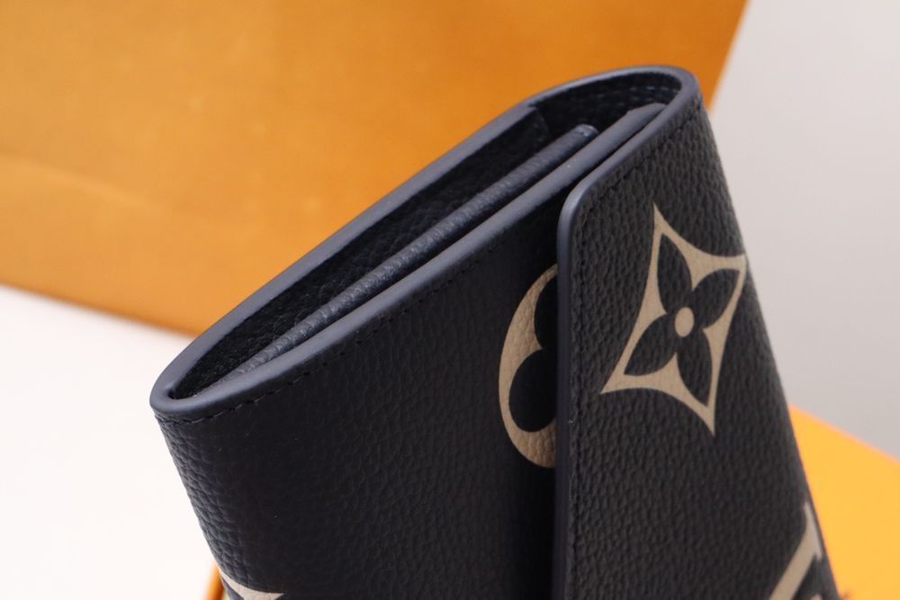 Гаманець LOUIS VUITTON M81049