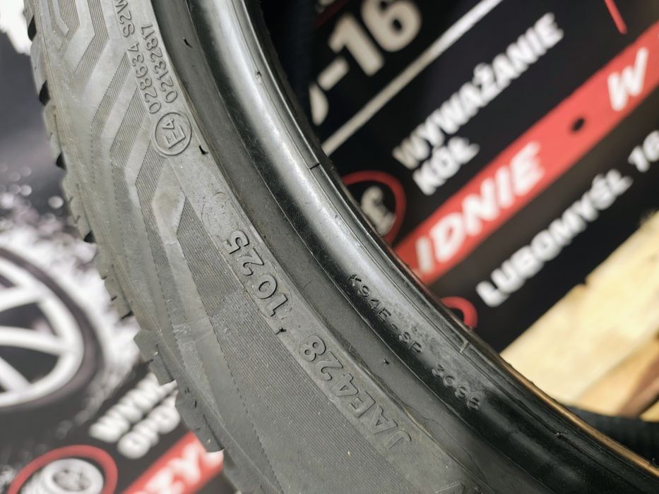 Opona całoroczna Vredestein Quatrac Pro 225/40R19 93Y XL – 8,1mm DOT 2025