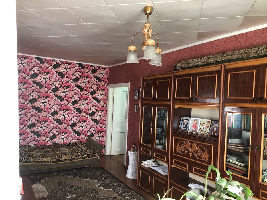 Продам затишний будинок в місті