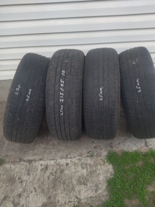 215 65 16 Bridgestone Dueler