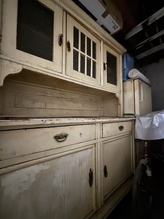 Starodawny kredens do renowacji Antyk