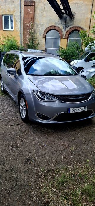 Chrysler Pacifica