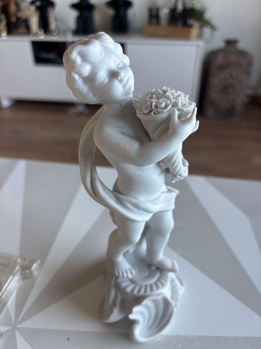 Figura Primavera Vista Alegre – Coleção 4 Estações do Ano | Porcelana Biscuit