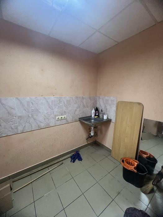 Продаж або  здача в оренду приміщення