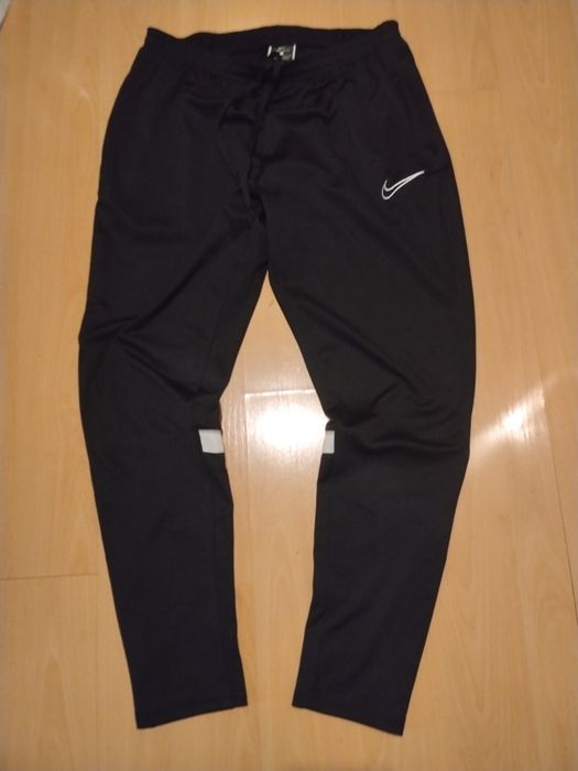 Spodnie Nike Dri-Fit roz L