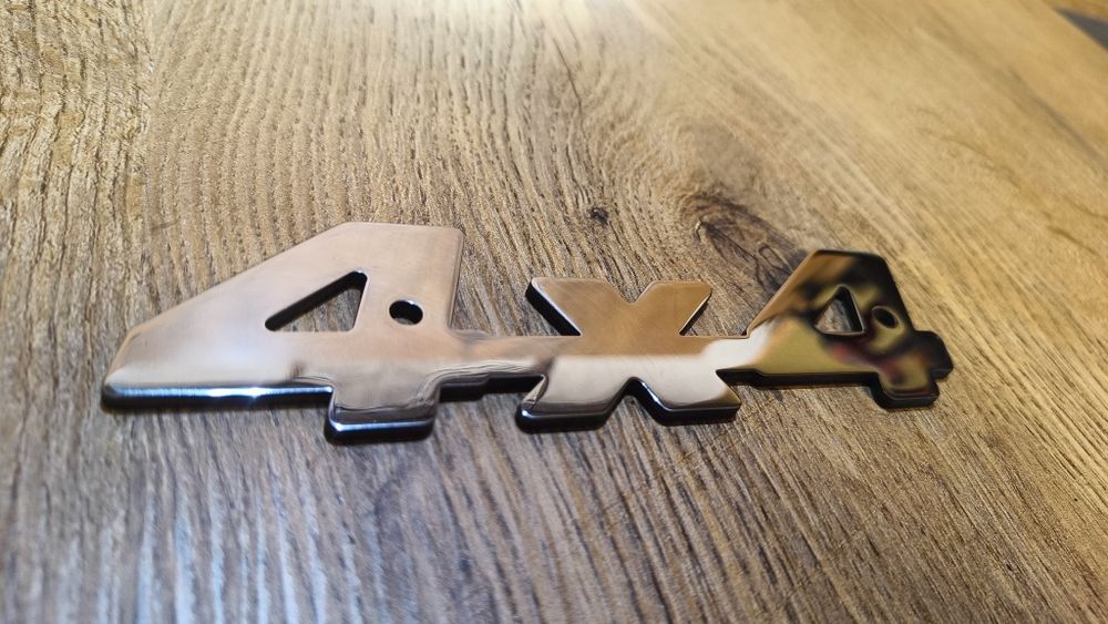 Napis 4x4 stal nierdzewna 3mm inox logo Ursus Turbo 140x40mm emblemat