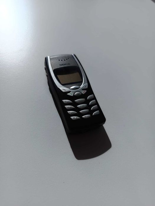 Nokia 8250 - Original recondicionado (Preto)