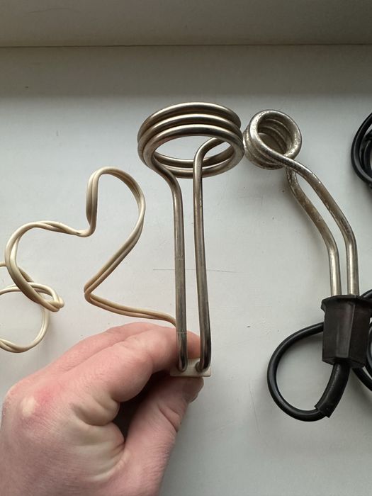 Stare grzałki elektryczne PRL – 2 sztuki, metalowe, sprawne