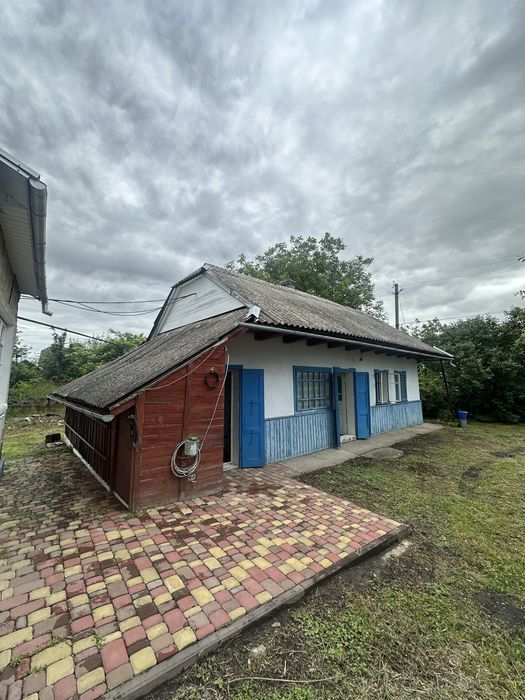 Продам будинок в Лужанах