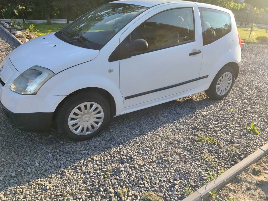 Witam mam do sprzedania samochód Citroen C2