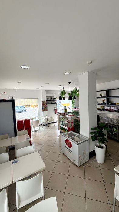 Trespasse de Snack Bar + Quiosque em Silves | Açaí e Comida Brasileira