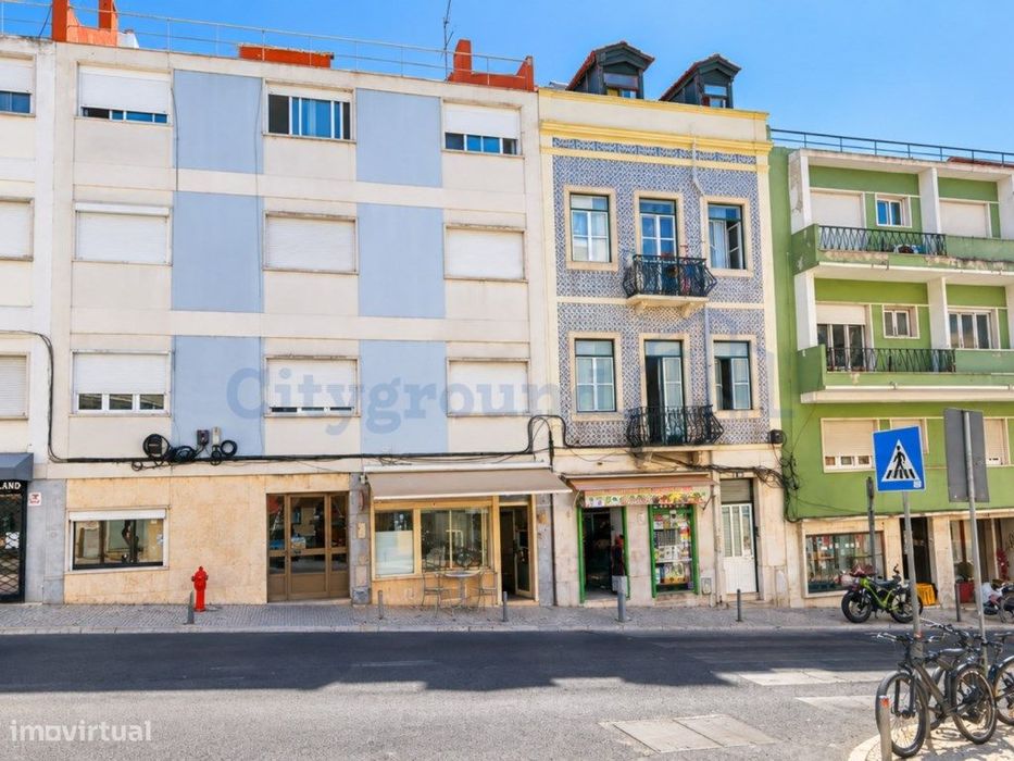 Investimento Em Lisboa | Loja Arrendada Com Rendimento Imediato | P...