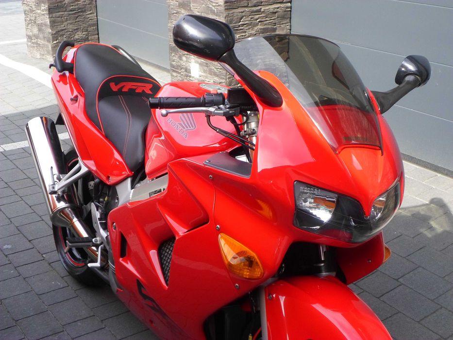Honda VFR 800 JakNOWA 56tyś.km ASO SERWIS Zarejestr. UNIKAT vfr800 Zamiana Transport