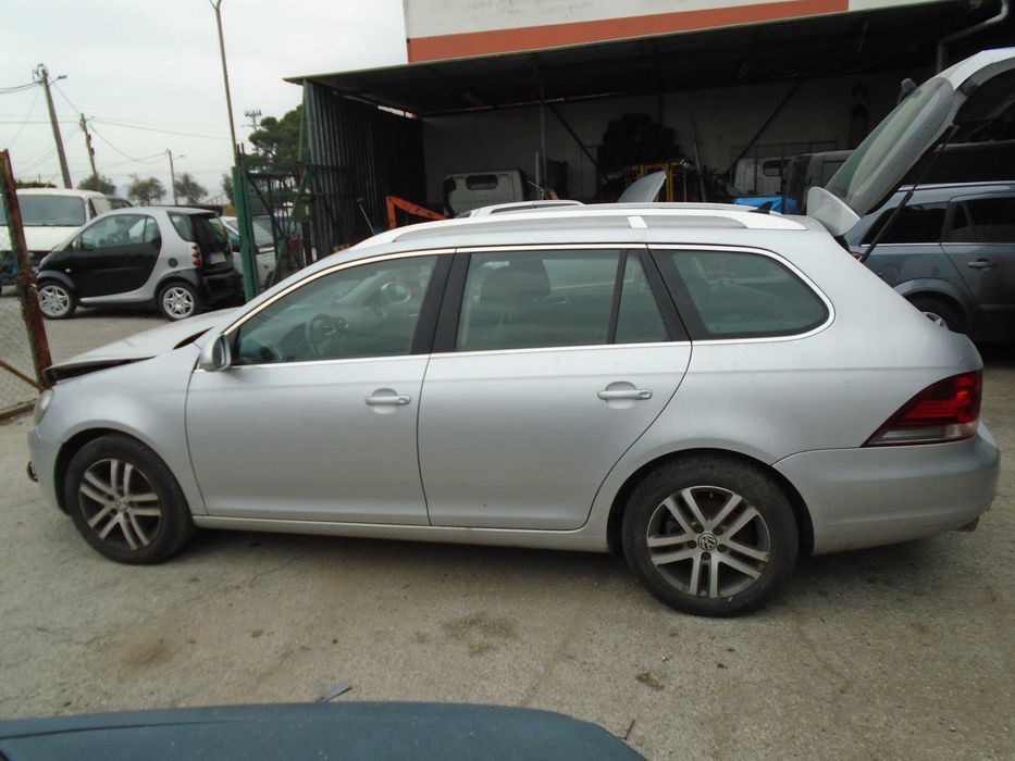 VW GOLF Variant 1.6 Tdi