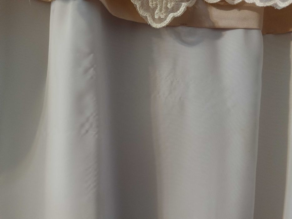 Suknia ślubna z bolerkiem