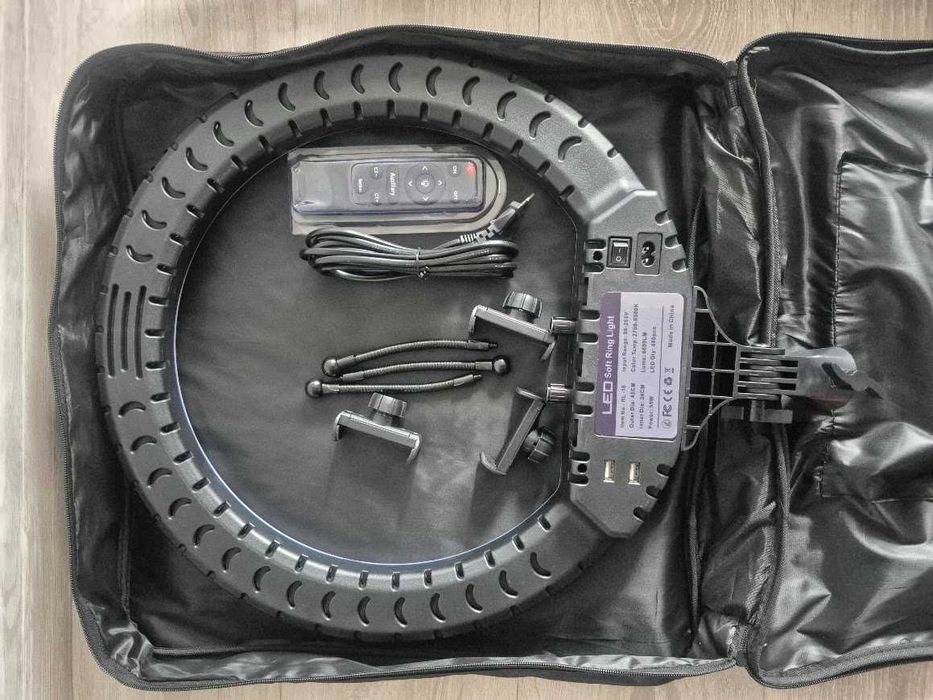 Кільцева лампа 60W 45см.