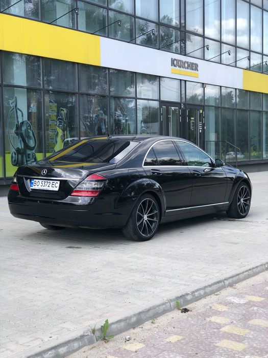 Mercedes-Benz W221 S-клас