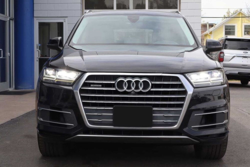Audi Q7 3.0T      2018