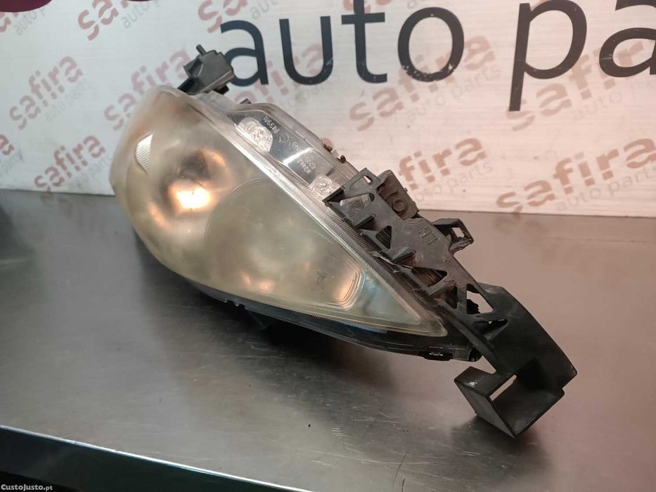 ÓTICA / FAROL MAZDA 5 - ESQUERDA / DIREITA
