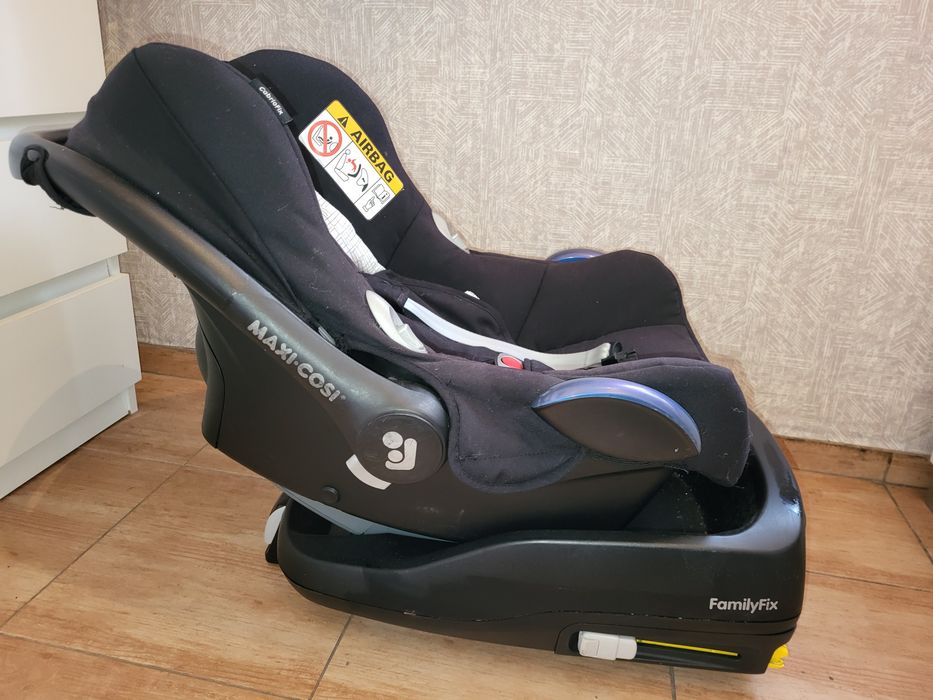 Maxi cosi cabriofix + baza family fix