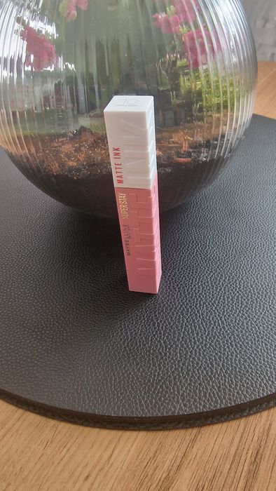 Maybelline super stay matt 10 dreamer