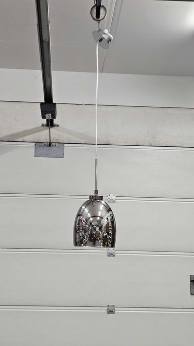 Nowoczesna lampa wisząca chromowana srebrna E27 duży gwint