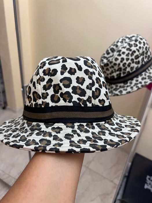 Леопардова шляпка. Бренду C&B. Стан нової
