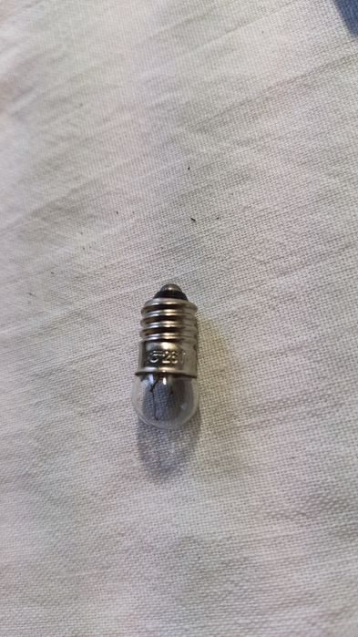 Минилампочка накаливания 26 вольт