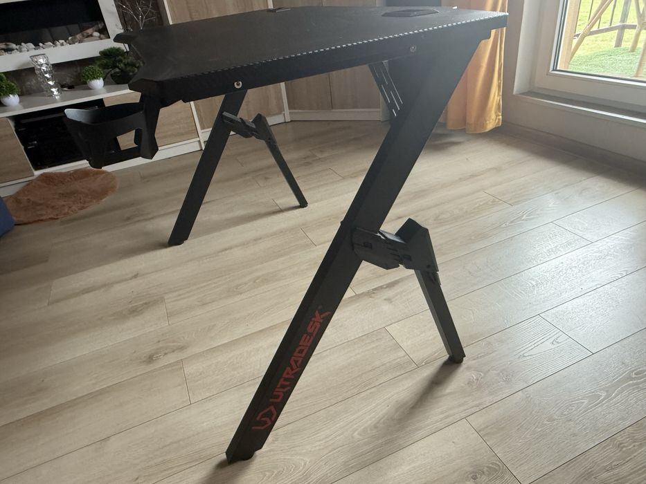 Biurko Ultradesk Action V2 110 cmx59 cm
