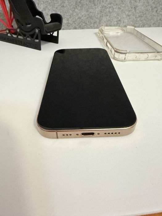 Troco/Vendo Iphone 16 Pro 128GB Desert titanium Versão ESIM