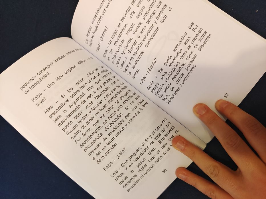 Książka po hiszpańsku jak przetrwać Boże narodzenie z rodzina