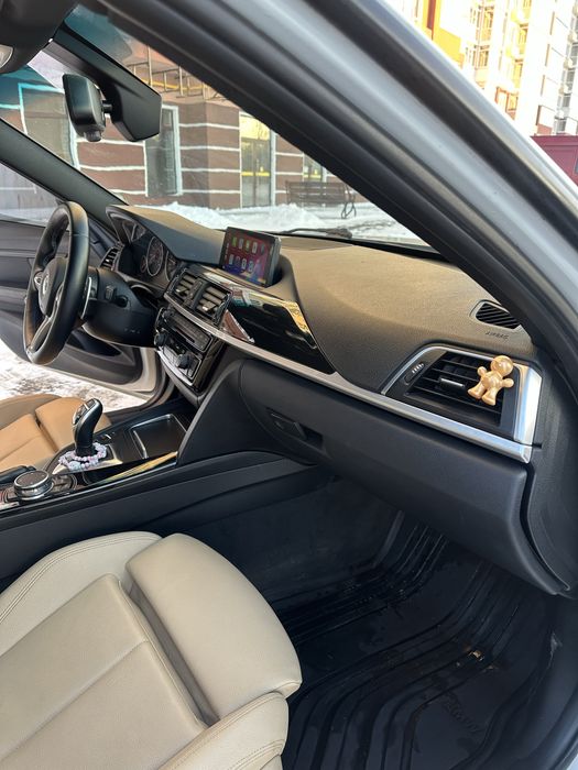 BMW 328i F30 2015 n26